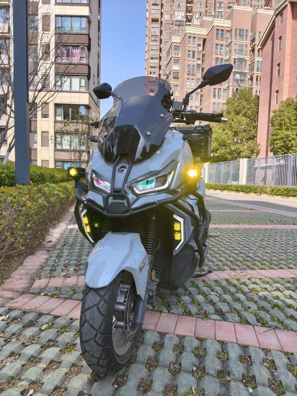 SYM三阳 Husky ADV 150