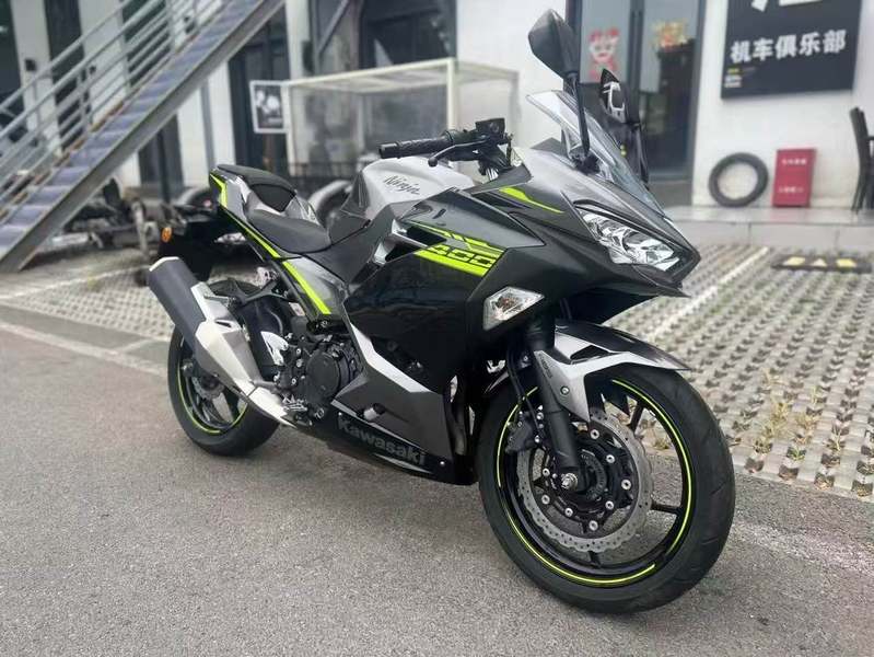 川崎 Ninja 400