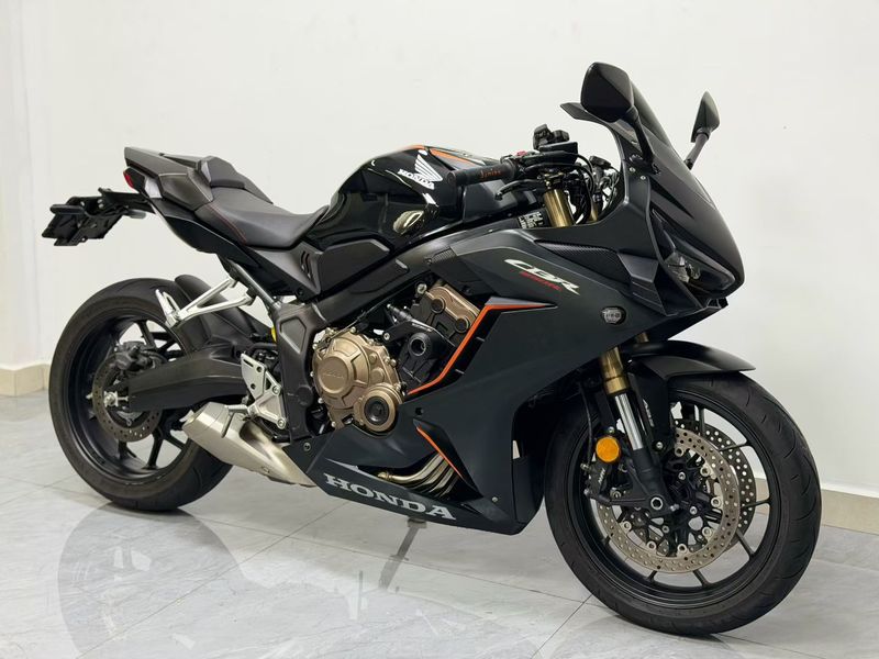 本田DREAMWING CBR650R
