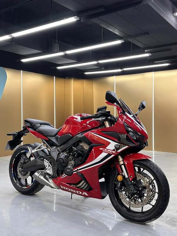 本田DREAMWING CBR650R