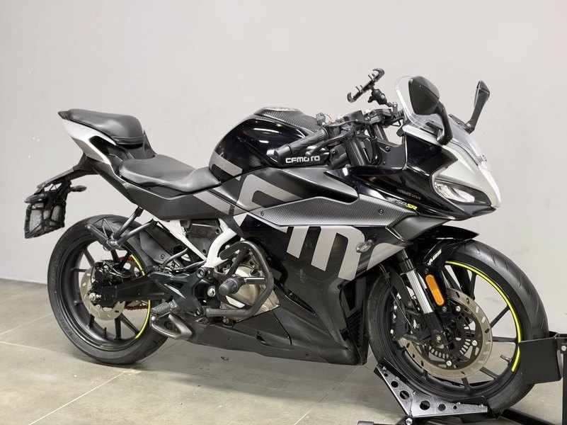 春风 250SR