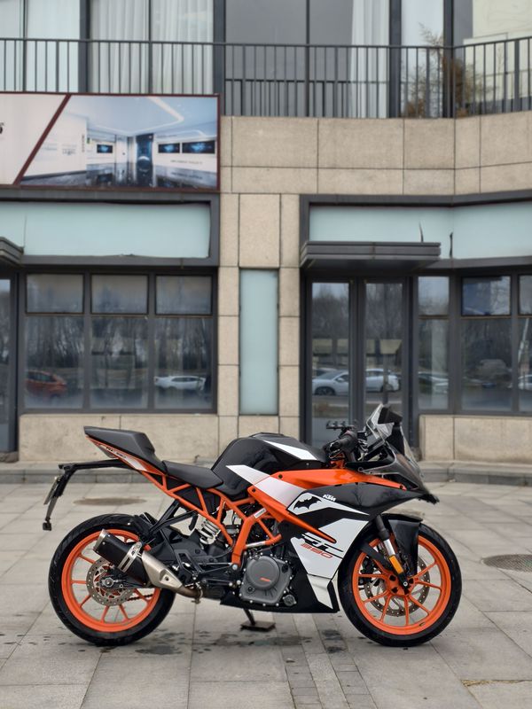 KTMR2R RC 390 