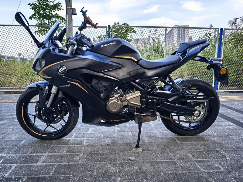QJMOTOR 赛250