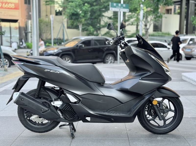 五羊本田 PCX