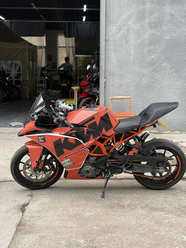 KTMR2R RC 390 
