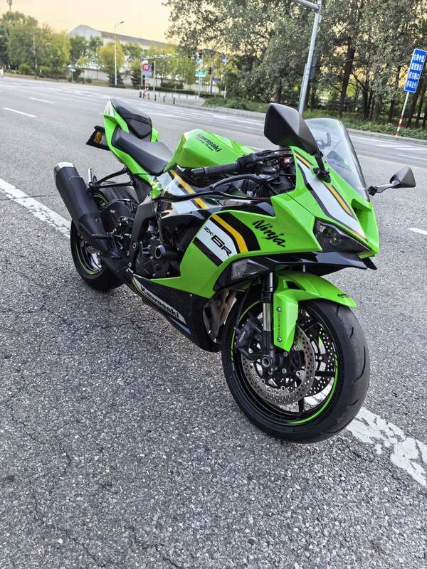 川崎 Ninja ZX-6R 