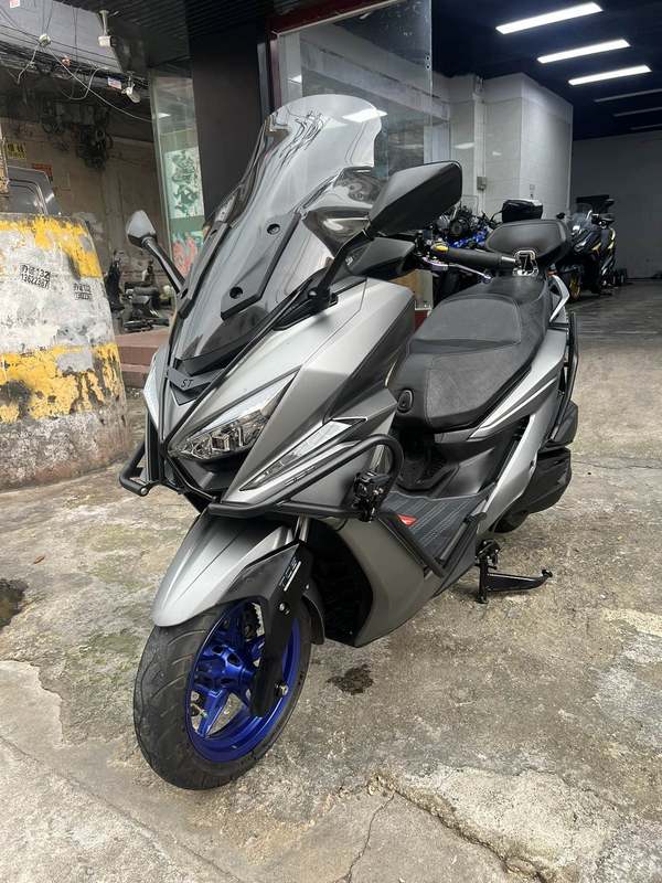 光阳 赛艇 ST250