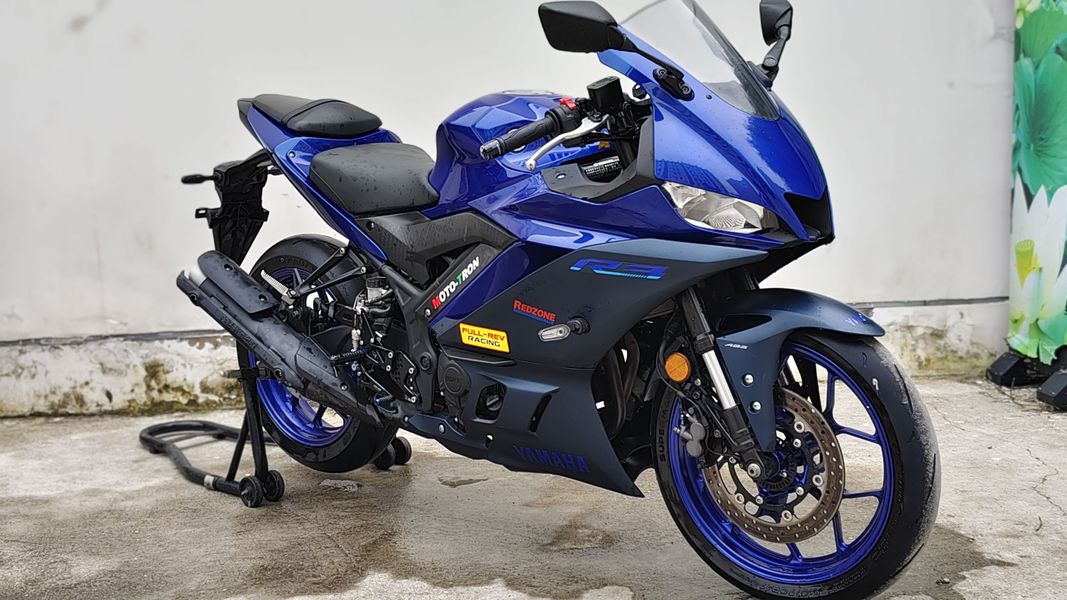雅马哈 YZF-R3