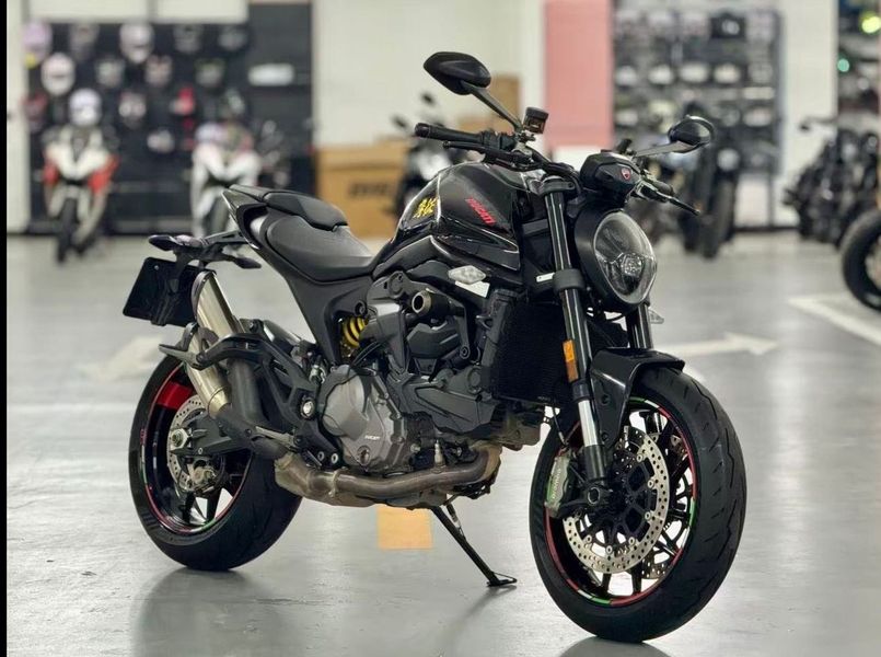 杜卡迪 Monster 950