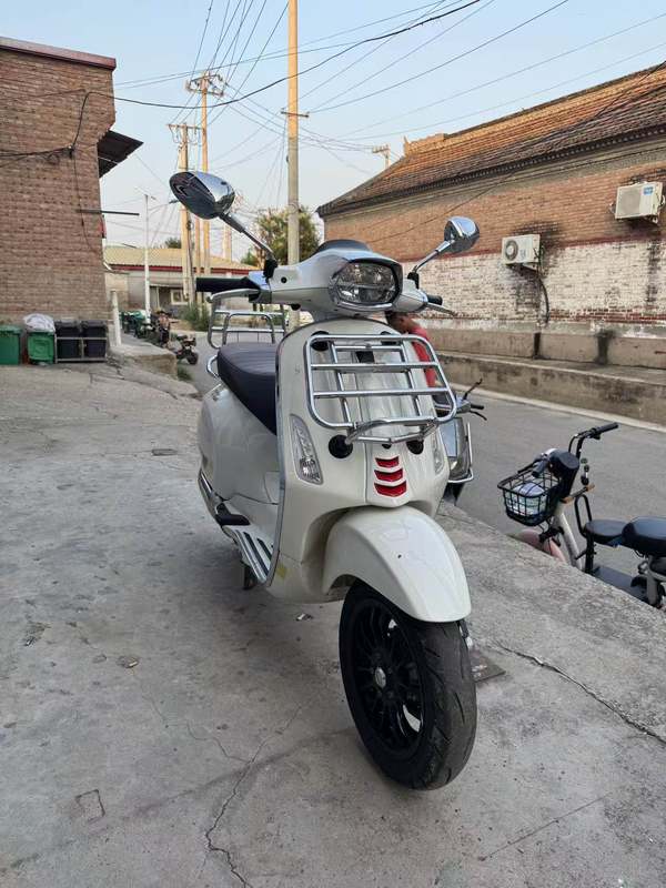 VESPA Sprint 150