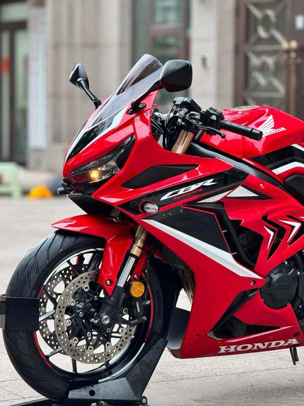 本田DREAMWING CBR650R