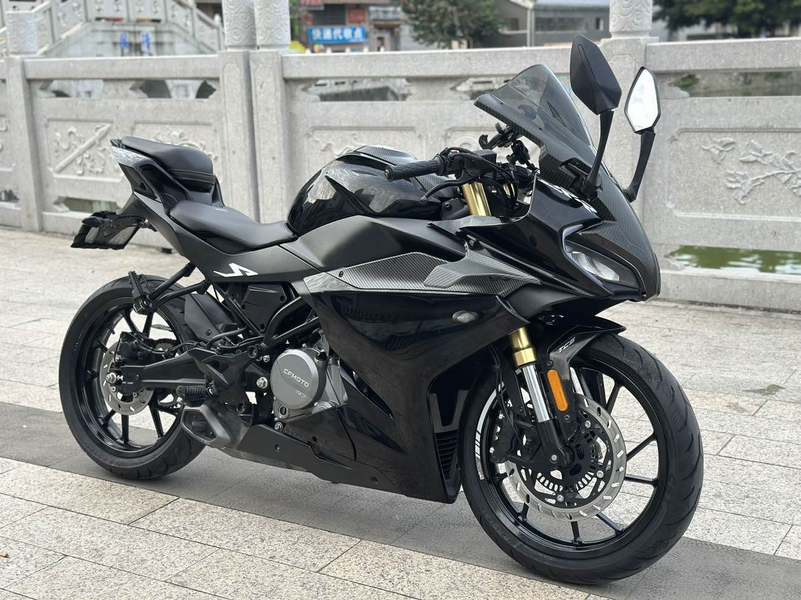 春风 250SR