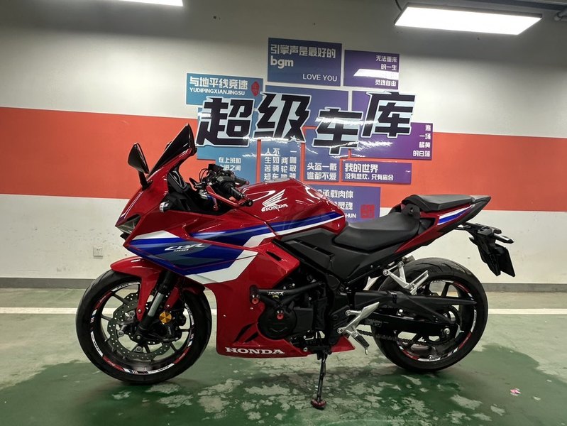 本田WING CBR400R