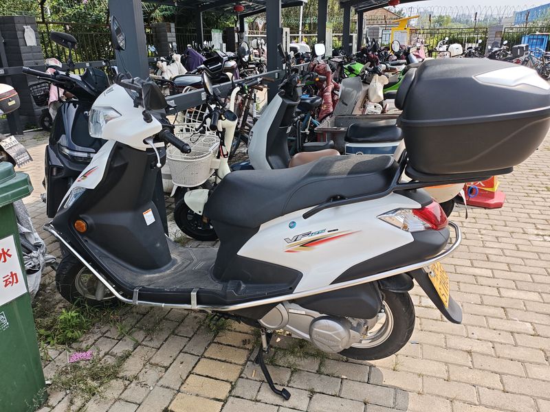 豪爵 VF125