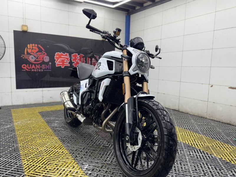 春风 700CL-X