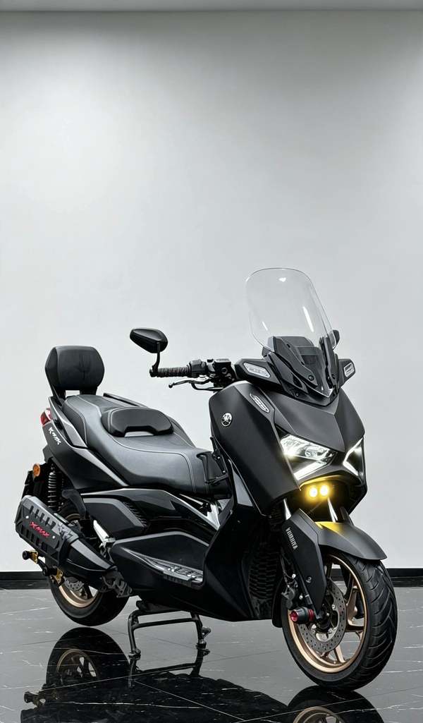 雅马哈 XMAX