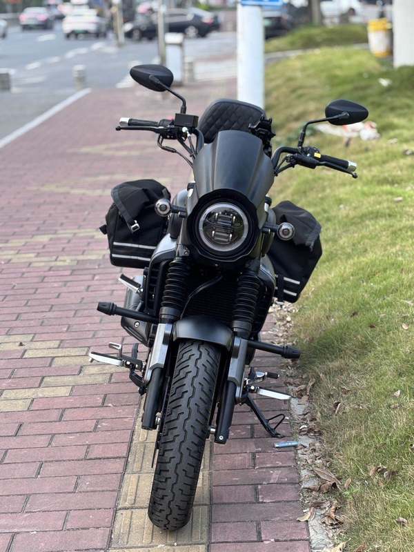 豪爵 TR300