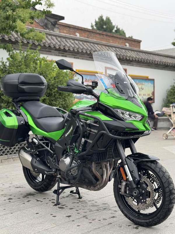 川崎 Versys 1100