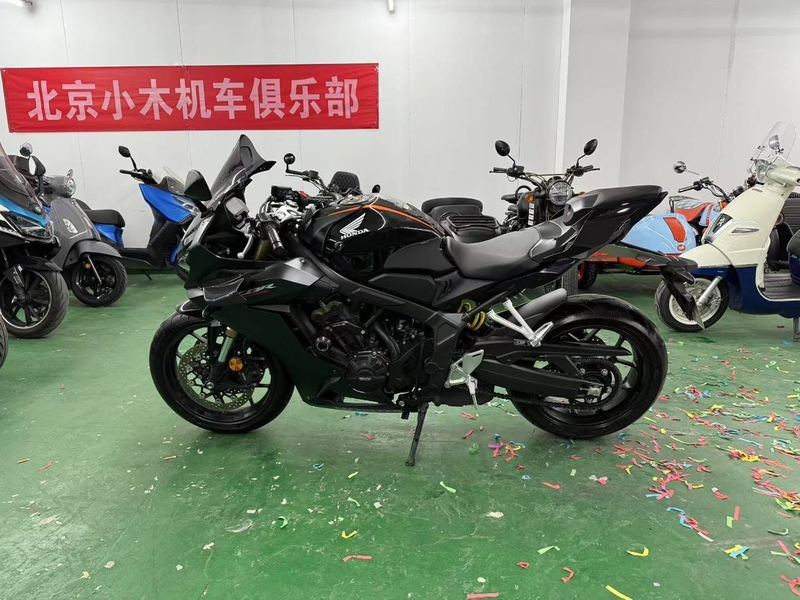 本田DREAMWING CBR650R