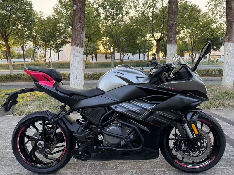 春风 250SR
