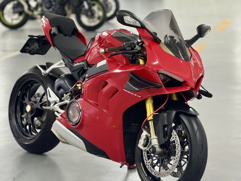 杜卡迪 Panigale V4
