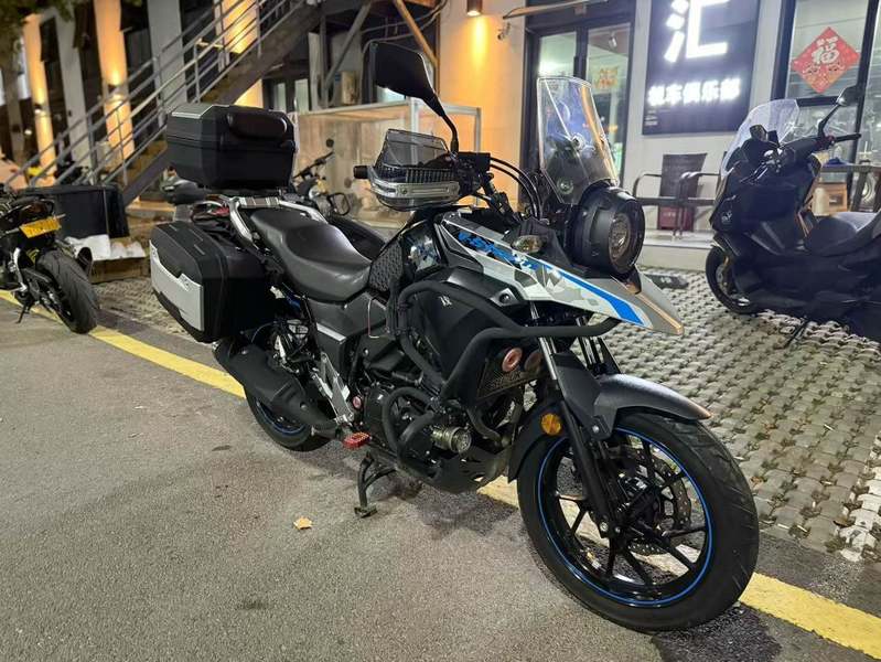 豪爵铃木 DL250