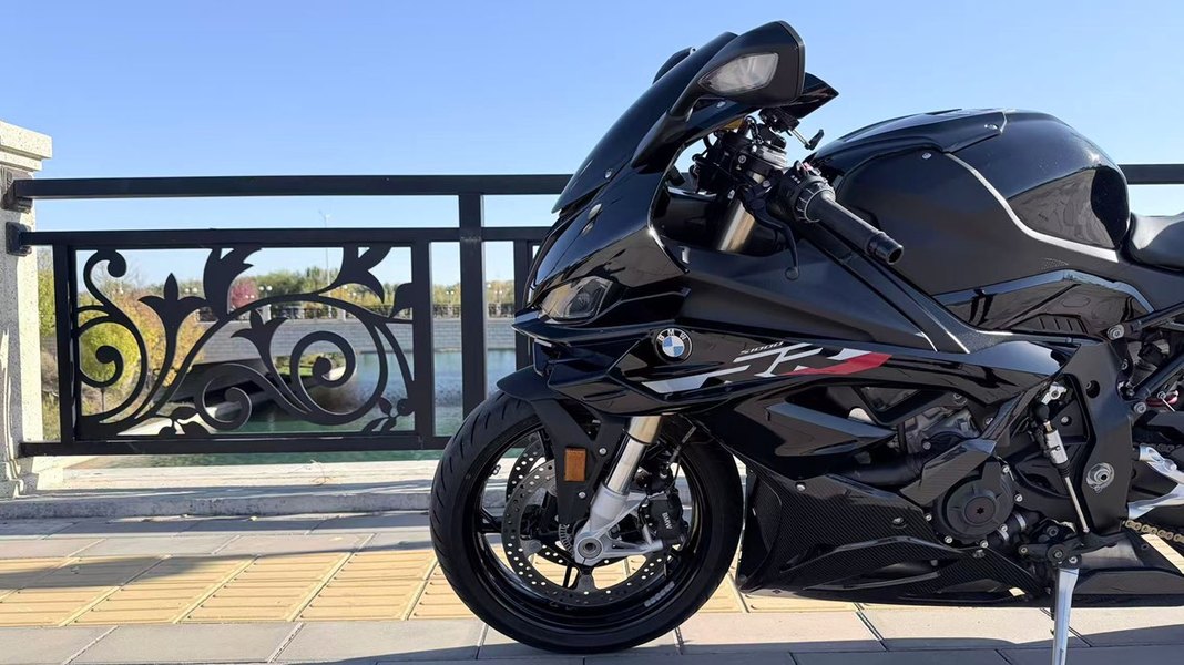 宝马 S 1000 RR