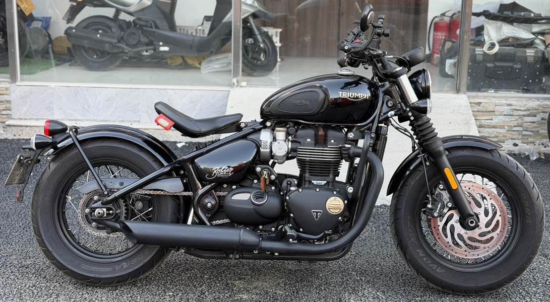凯旋 Bonneville Bobber