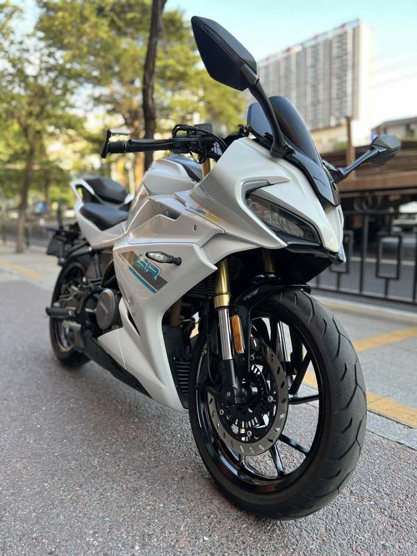 春风 250SR