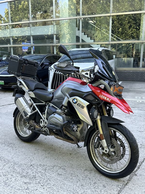 宝马 R 1200 GS