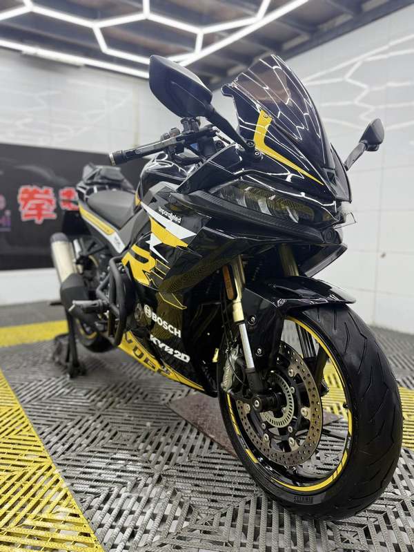 无极 RR525