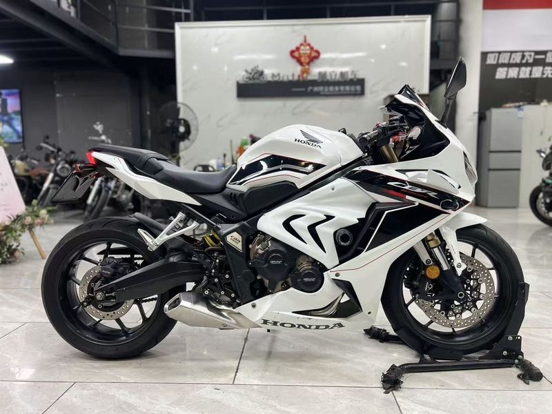 本田DREAMWING CBR650R