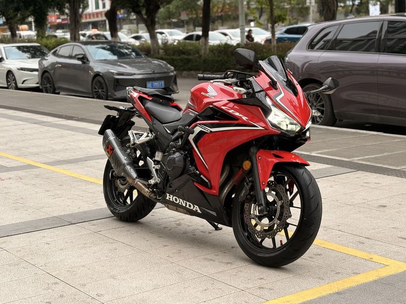 本田WING CBR400R