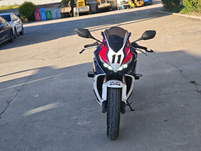 本田DREAMWING CBR650R