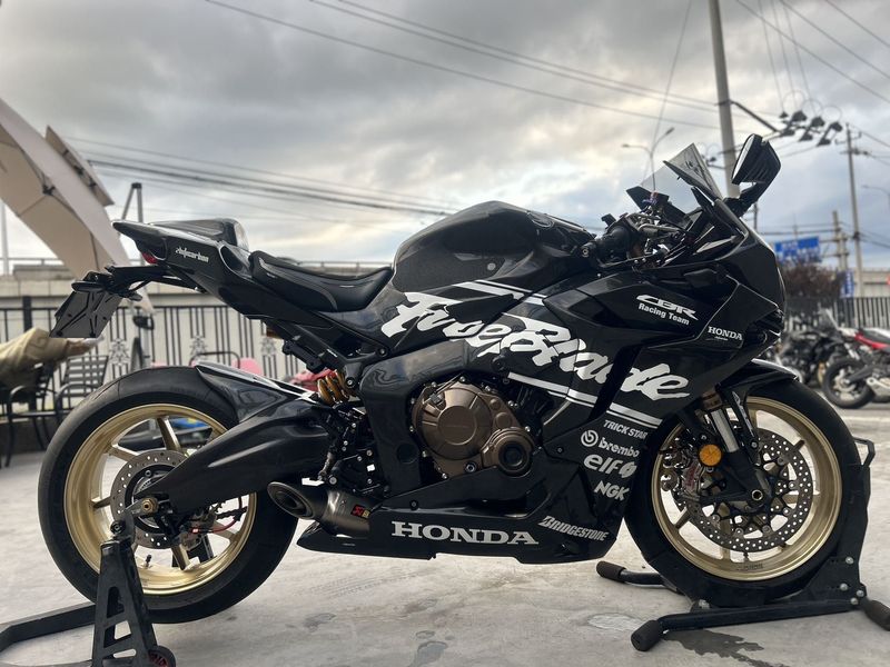 本田DREAMWING CBR650R