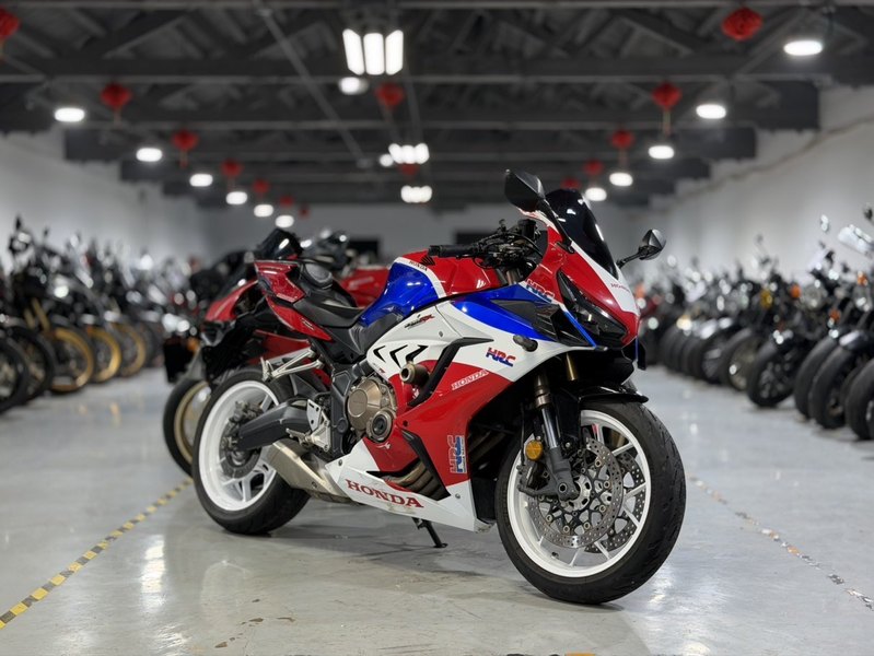 本田DREAMWING CBR650R
