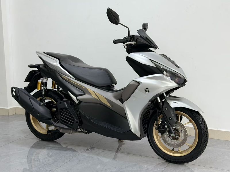 雅马哈 AEROSPORTS X