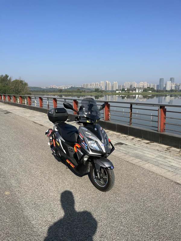 济南铃木 UY125