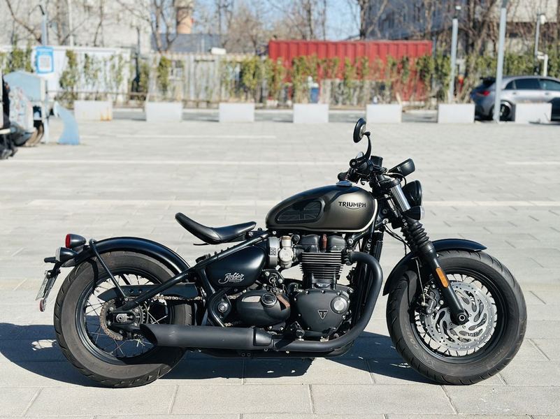凯旋 Bonneville Bobber