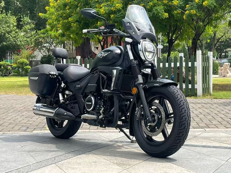 豪爵 TR300