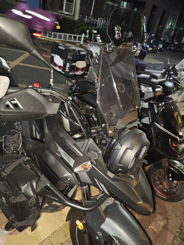 豪爵铃木 DL250