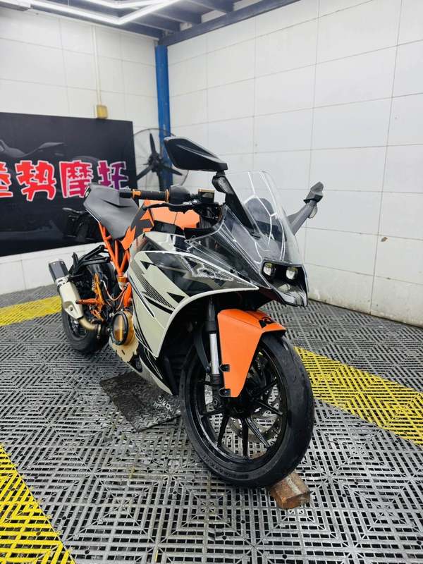 KTMR2R RC 390 