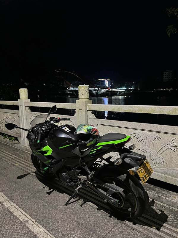 川崎 Ninja 400