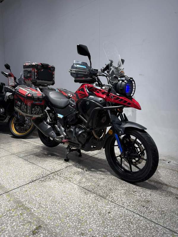 豪爵铃木 DL250