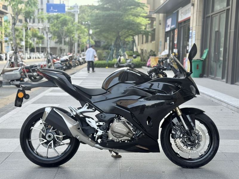 QJMOTOR 赛450