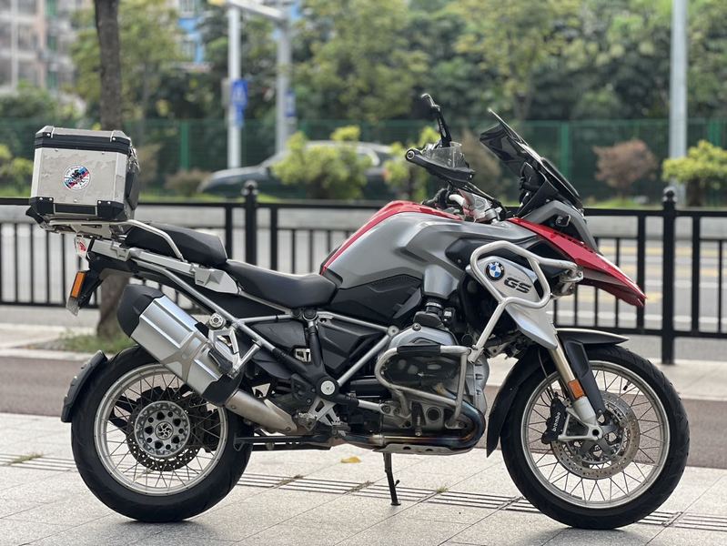 宝马 R 1200 GS