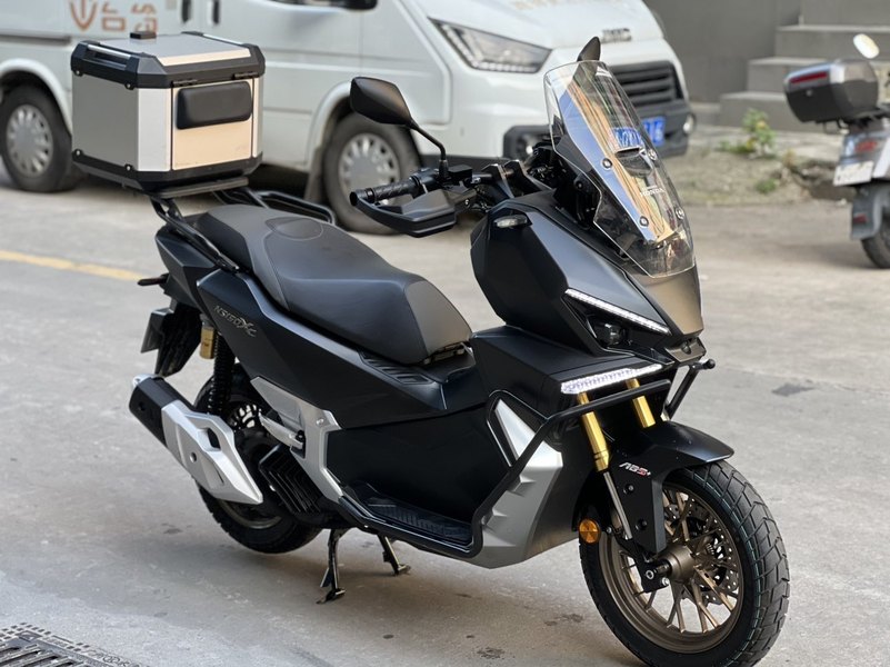 新大洲本田 NS150XC