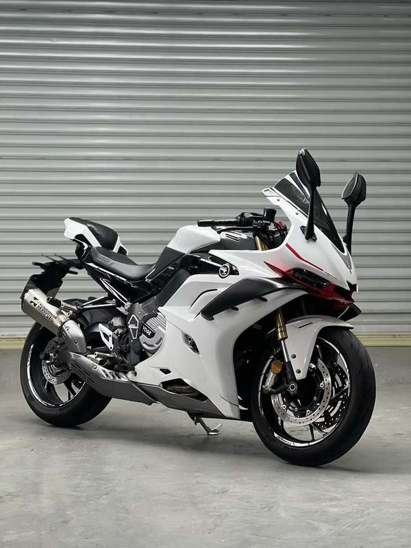 无极 RR660