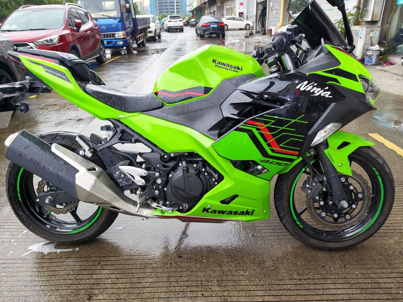 川崎 Ninja 400
