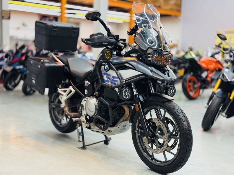 宝马 F 750 GS